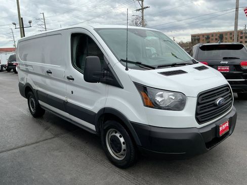 Used 2018 Ford Transit 150 130 Low Roof image 3