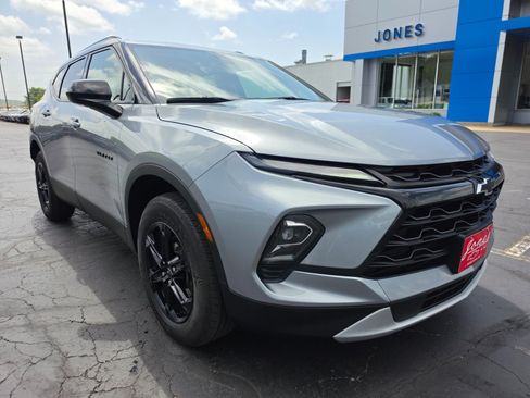 Used 2024 Chevrolet Blazer LT w/ Convenience Package AWD/4WD image 7