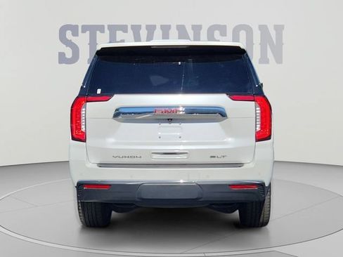 Used 2022 GMC Yukon XL SLT w/ SLT Luxury Package AWD/4WD image 4