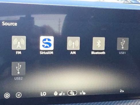 New 2026 Nissan Kicks SR w/ SR Premium Package FWD image 8