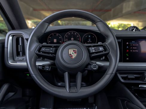 Certified 2026 Porsche Cayenne Coupe AWD/4WD image 29
