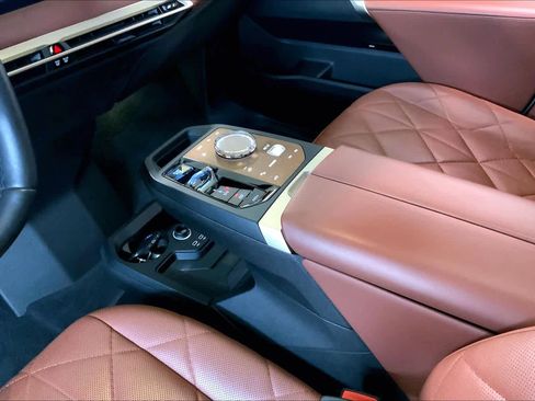 Certified 2023 BMW iX xDrive50 w/ Premium Package image 16