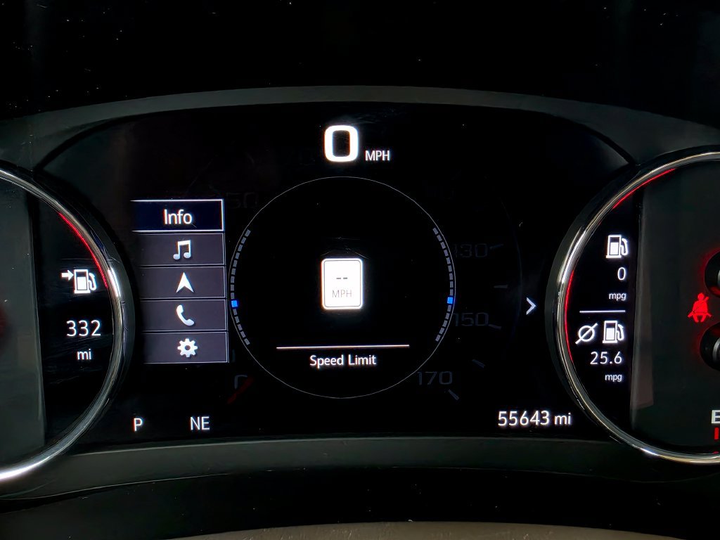 Used 2024 Chevrolet Malibu LT FWD image 37