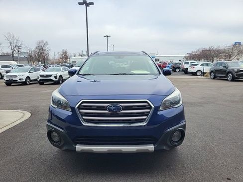 Used 2017 Subaru Outback 2.5i Touring image 9