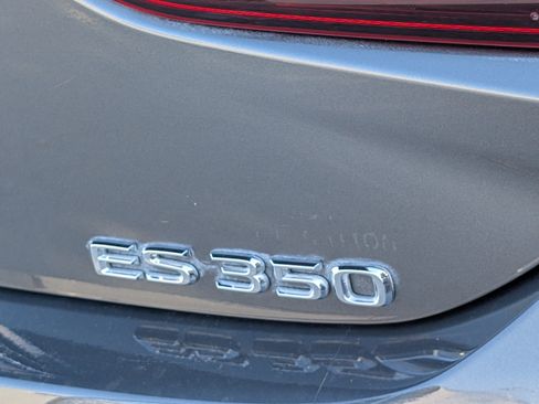 Certified 2024 Lexus ES 350 w/ Premium Package image 9
