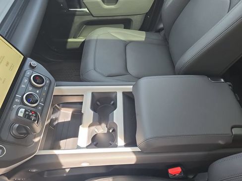 New 2026 Land Rover Defender 110 S AWD/4WD image 16