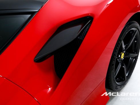 Used 2020 Ferrari F8 Tributo RWD image 34