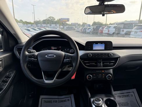 Used 2022 Ford Escape S AWD/4WD image 17