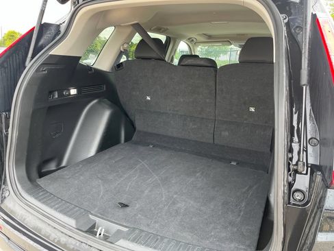 Certified 2025 Honda CR-V EX image 9