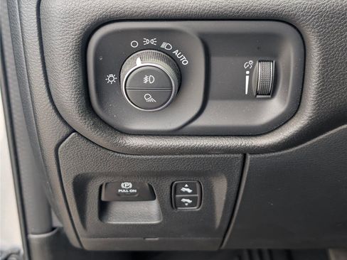 Used 2023 RAM 1500 Big Horn AWD/4WD image 21