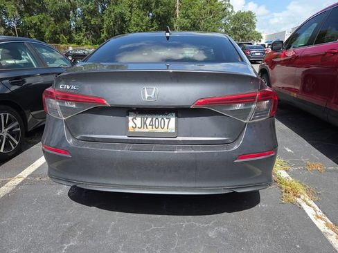 Used 2022 Honda Civic EX image 8