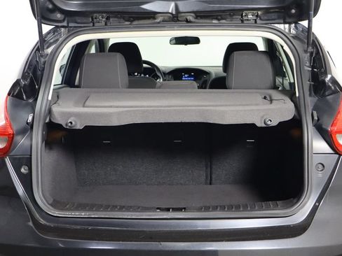 Used 2015 Ford Focus SE FWD image 17