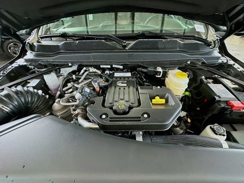 New 2026 RAM 3500 Tradesman AWD/4WD image 17