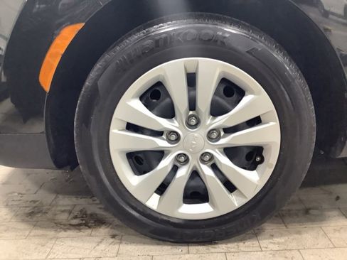 Certified 2023 Kia Soul LX image 23