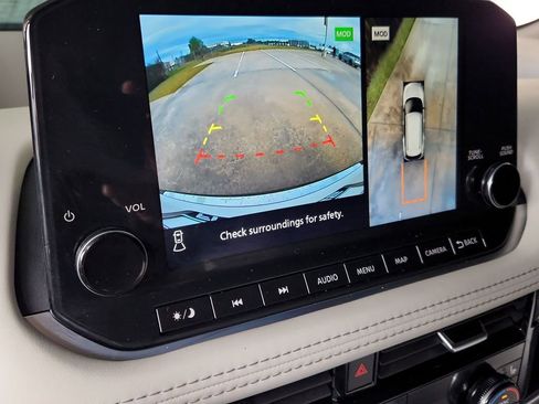 Certified 2023 Nissan Rogue SL w/ SL Premium Package image 22