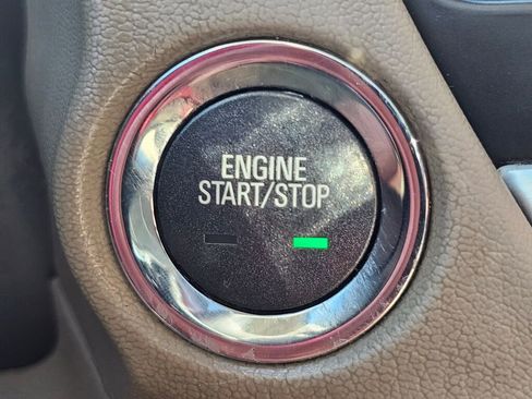 Used 2015 GMC Yukon SLT w/ Open Road Package image 36