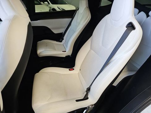 Used 2022 Tesla Model X AWD/4WD image 11