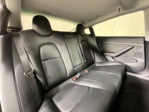 Used 2022 Tesla Model 3 image 22