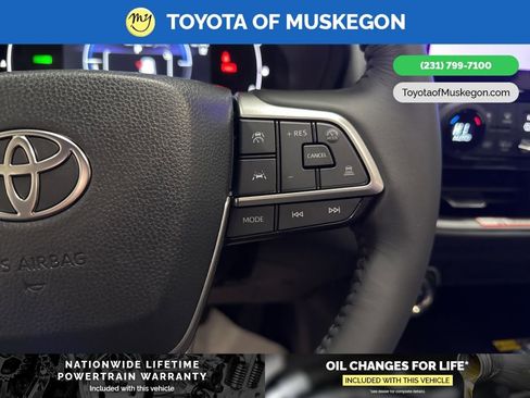 New 2026 Toyota Grand Highlander XLE image 17