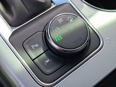 Used 2022 Chevrolet Blazer LT AWD/4WD image 24
