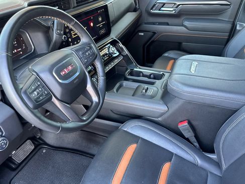 Certified 2026 GMC Sierra 2500 AT4 AWD/4WD image 10