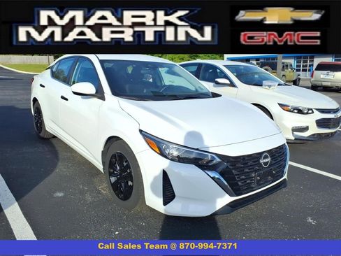 Used 2024 Nissan Sentra S image 1