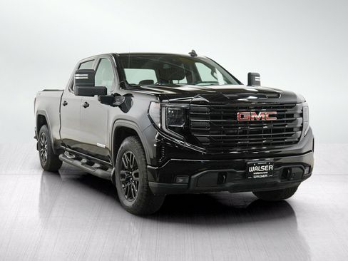Used 2023 GMC Sierra 1500 Elevation w/ X31 Off-Road Package AWD/4WD image 7