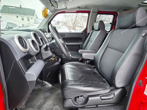 Used 2005 Honda Element EX image 15