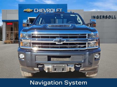 Used 2019 Chevrolet Silverado 2500 High Country w/ Duramax Plus Package image 3