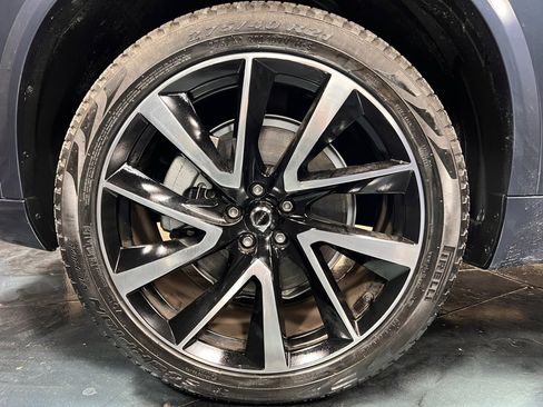 Used 2023 Volvo XC90 B6 Plus w/ Protection Package Premier image 28