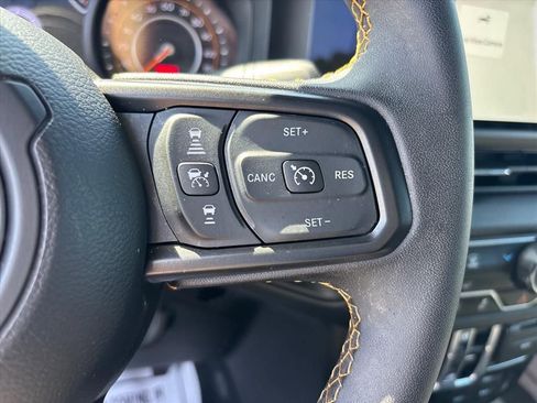 Used 2024 Jeep Wrangler Unlimited Sport AWD/4WD image 28