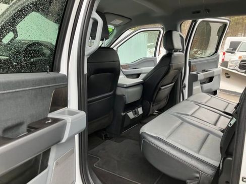 Used 2021 Ford F150 Lariat w/ Equipment Group 501A Mid image 20