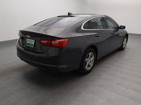 Used 2017 Chevrolet Malibu LS FWD image 9
