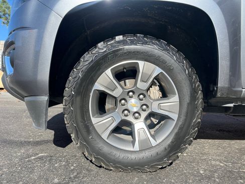 Used 2019 Chevrolet Colorado Z71 AWD/4WD image 10