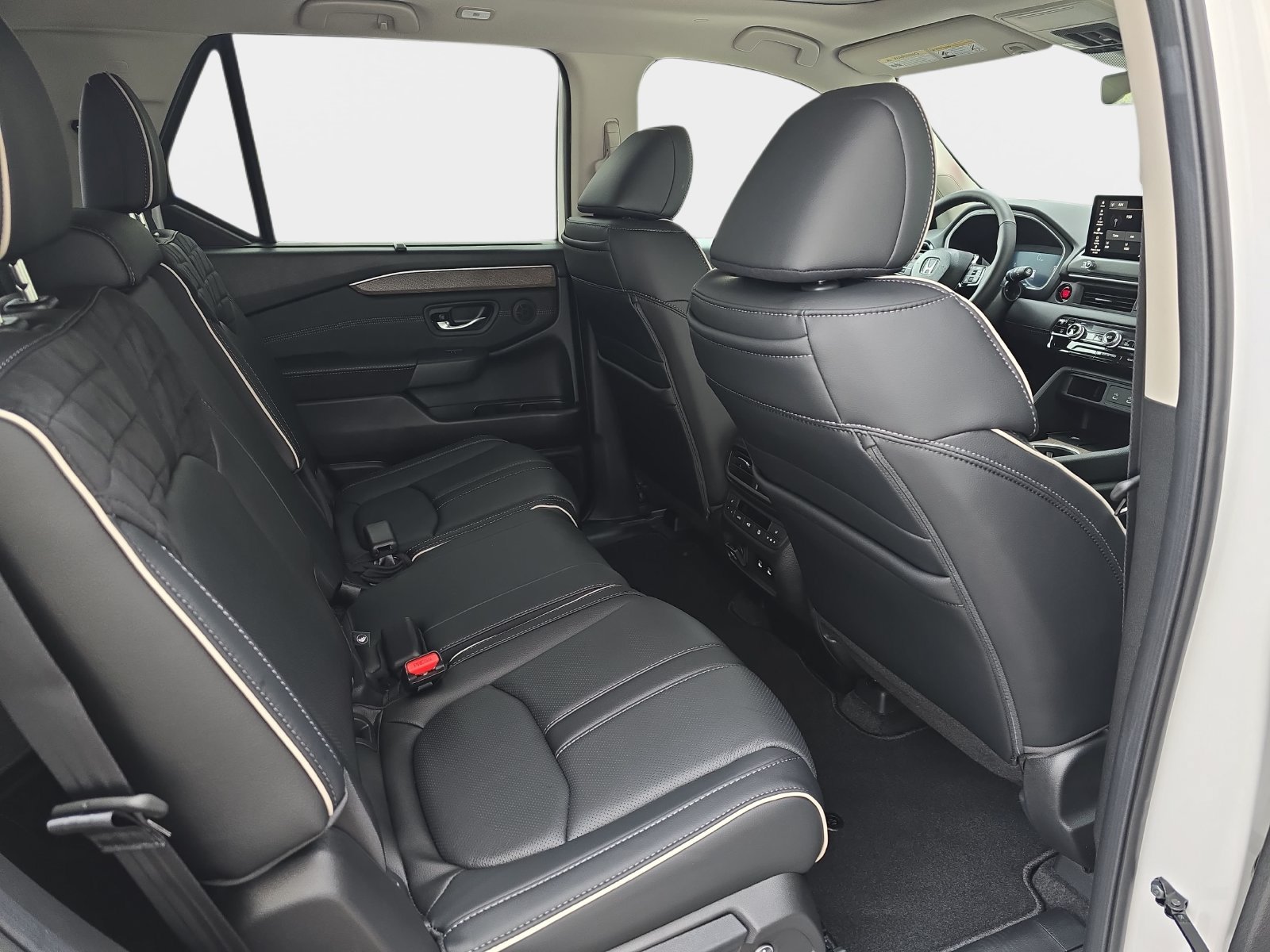 New 2026 Honda Pilot Elite image 11