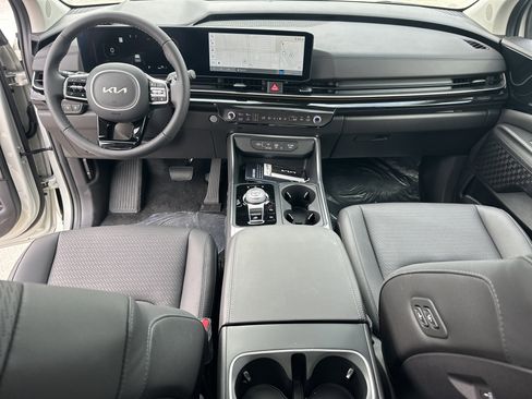 New 2026 Kia Carnival SX Prestige FWD image 18