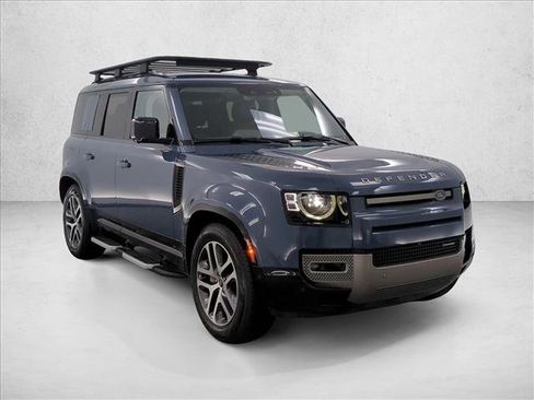 Used 2022 Land Rover Defender 110 X-Dynamic SE image 3