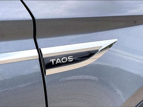 Used 2024 Volkswagen Taos S FWD image 10
