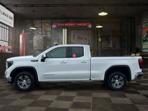 New 2026 GMC Sierra 1500 SLE w/ X31 Off-Road Package AWD/4WD image 6