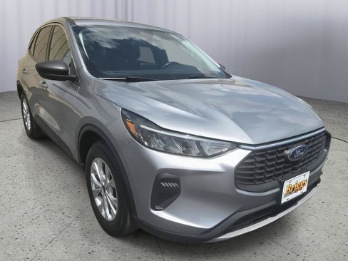 Used 2024 Ford Escape Active FWD image 8