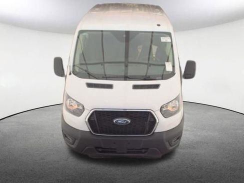 Used 2025 Ford Transit 250 Low Roof w/ Exterior Upgrade Package RWD image 2