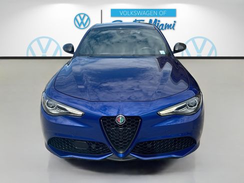 Used 2021 Alfa Romeo Giulia Ti Sport RWD image 2