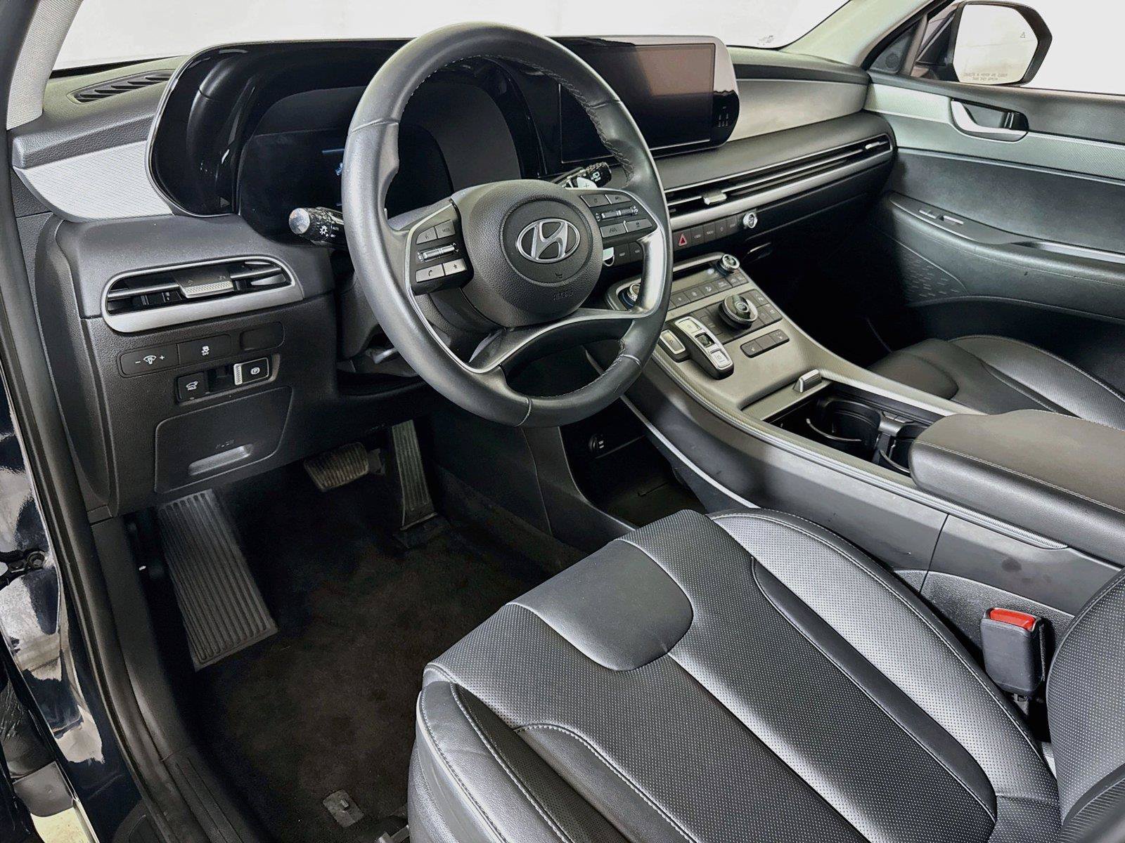 Used 2025 Hyundai Palisade SEL FWD image 7