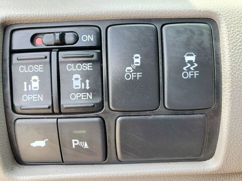 Used 2011 Honda Odyssey Touring image 19