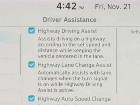 Used 2024 Hyundai Ioniq 5 Limited image 30