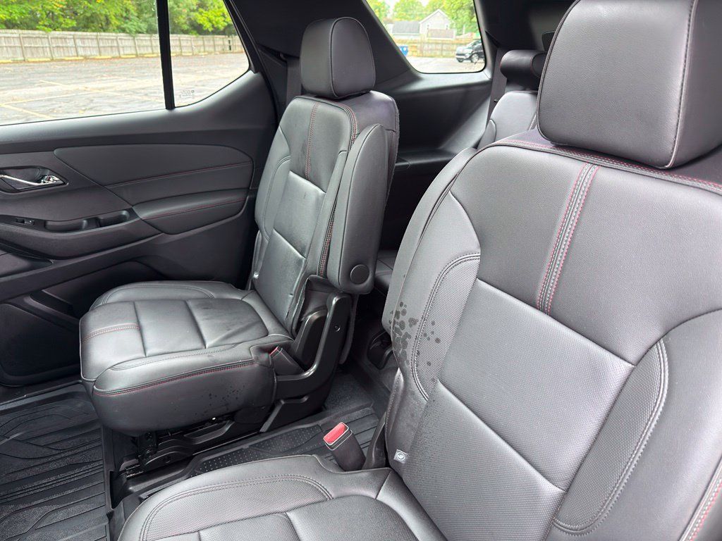 Used 2023 Chevrolet Traverse RS w/ LPO, Floor Liner Package AWD/4WD image 30
