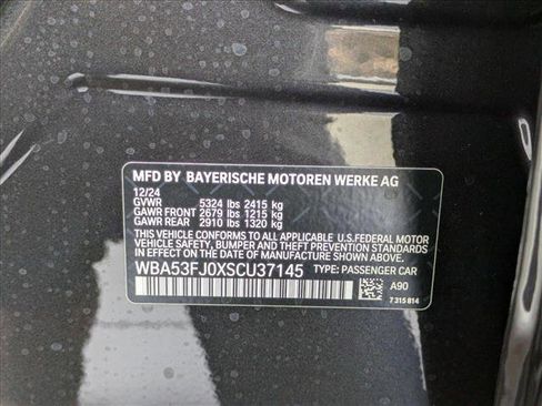 Used 2025 BMW 530i xDrive w/ Premium Package image 18