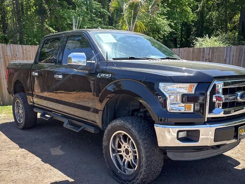 Used 2015 Ford F150 XLT AWD/4WD image 15