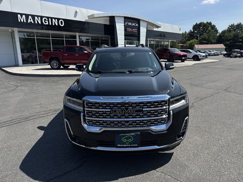 Certified 2022 GMC Acadia Denali w/ Denali Ultimate Package AWD/4WD image 9