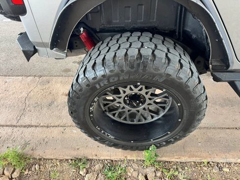 Used 2018 Jeep Wrangler Unlimited Sport S AWD/4WD image 30